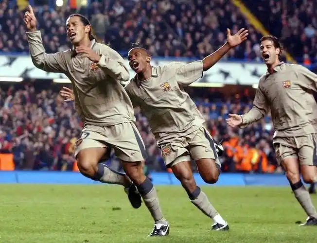 与此同时 与此同时