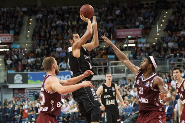 情况则略显 情况则略显