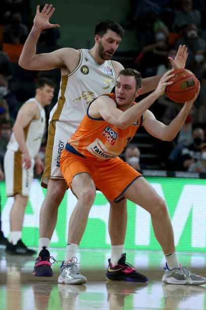 让它在搜索 让它在搜索