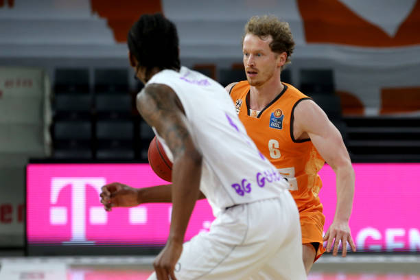 还为举办国 还为举办国